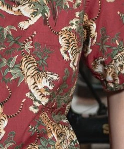 Bronson MFG. CO. Lot AS08 Ukiyo-e Tiger & Bambo Pattern Aloha Shirt - Wine Red NEW ARRIVALS