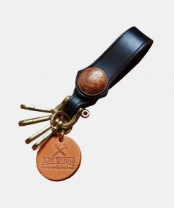 Old Selling Leather Brass Horseshoe Buckle Key Chain ACCESSORIES