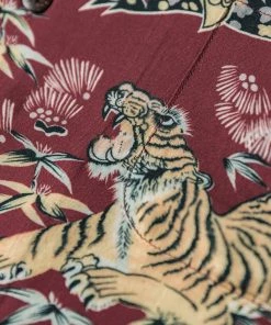 Non Stock MFG. CO. Ukiyo-e Tiger & Crane Pattern Aloha Shirt - Wine Red